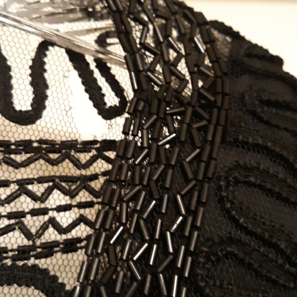 Embroidery skirt suit - Picture 7 of 8